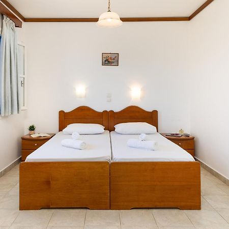 Naxos Edem Studios & Apartments Naxos City Bagian luar foto