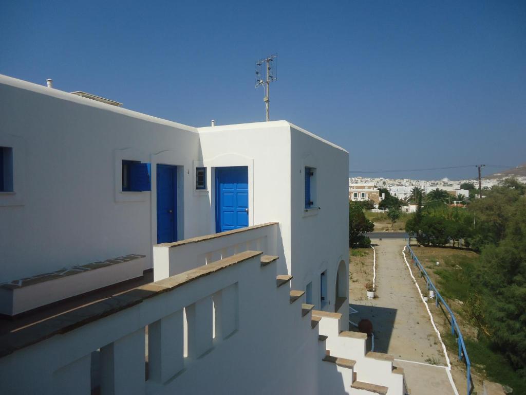 Naxos Edem Studios & Apartments Naxos City Bagian luar foto