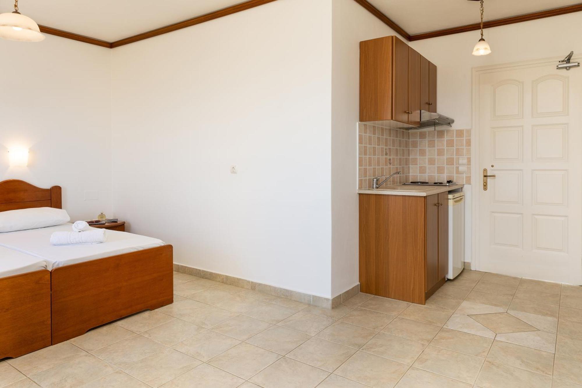 Naxos Edem Studios & Apartments Naxos City Bagian luar foto