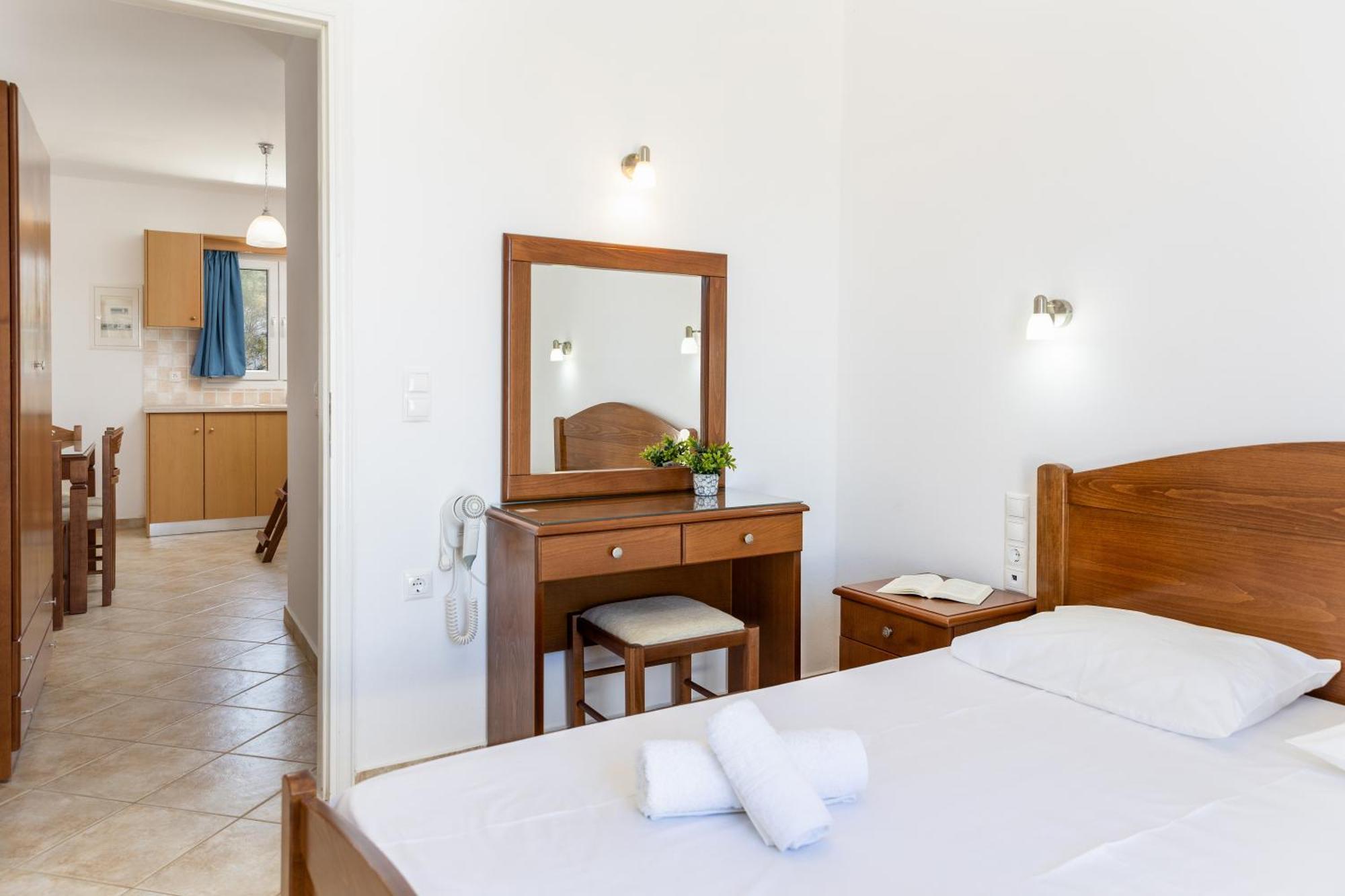 Naxos Edem Studios & Apartments Naxos City Bagian luar foto