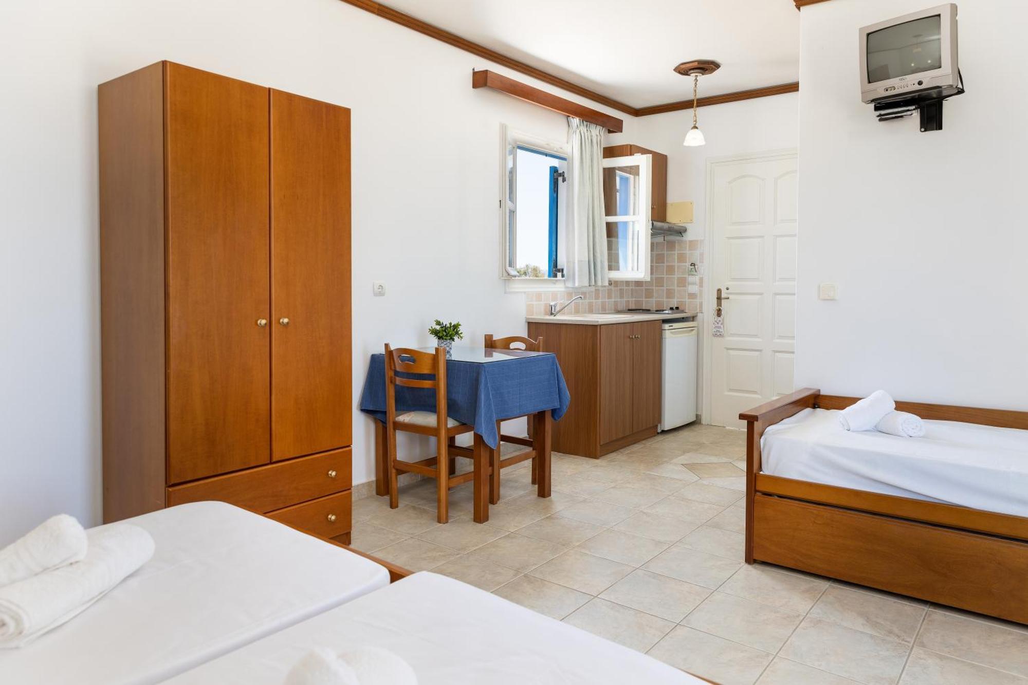Naxos Edem Studios & Apartments Naxos City Bagian luar foto