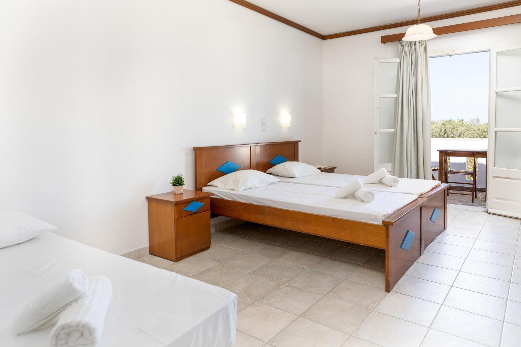 Naxos Edem Studios & Apartments Naxos City Bagian luar foto