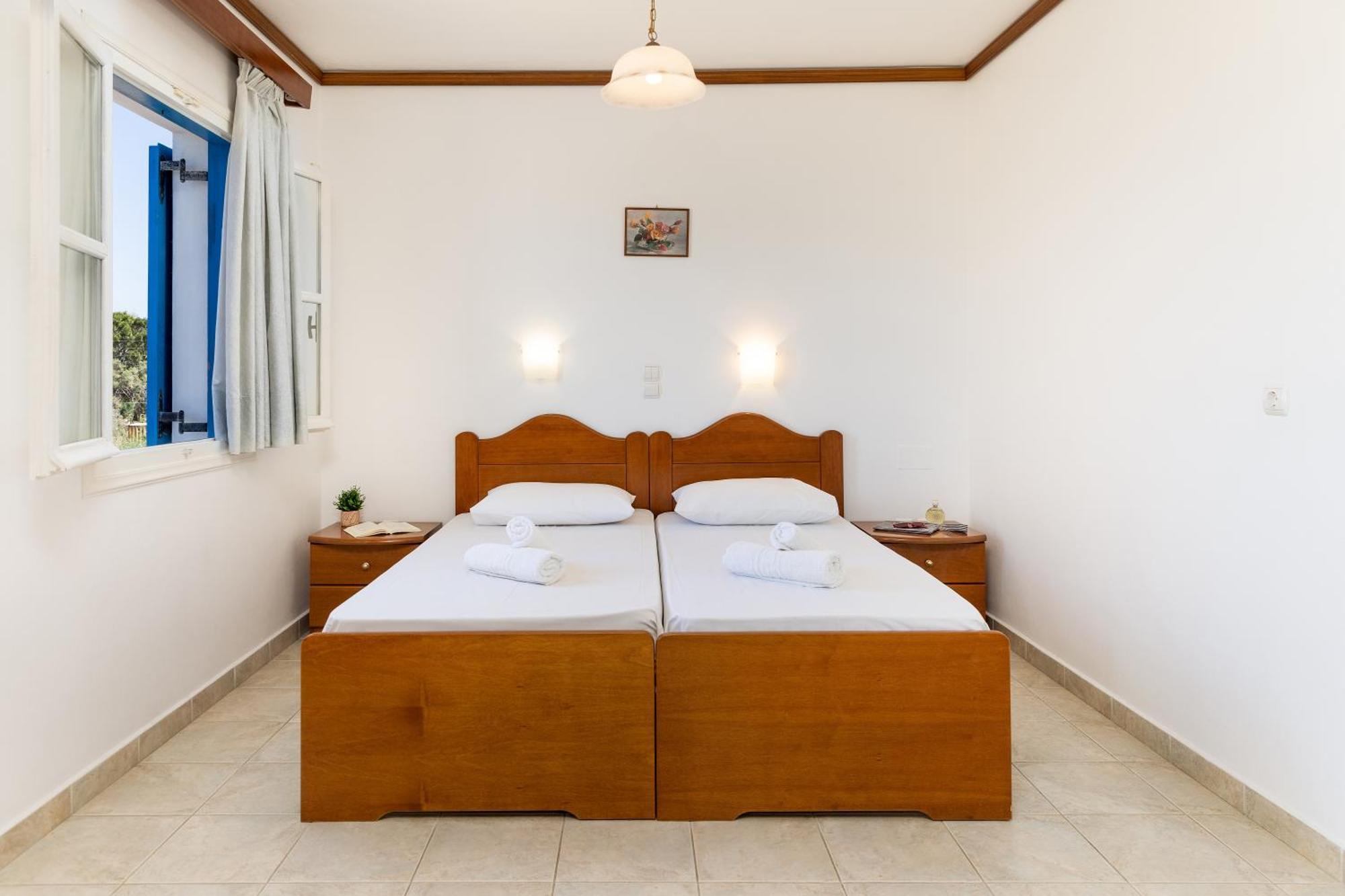 Naxos Edem Studios & Apartments Naxos City Bagian luar foto
